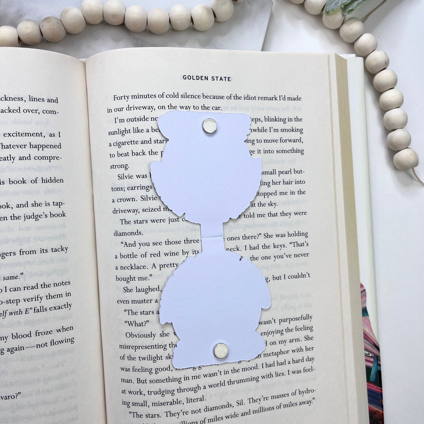 Bookish Ghost Magnetic Bookmark - The Glam Thangz