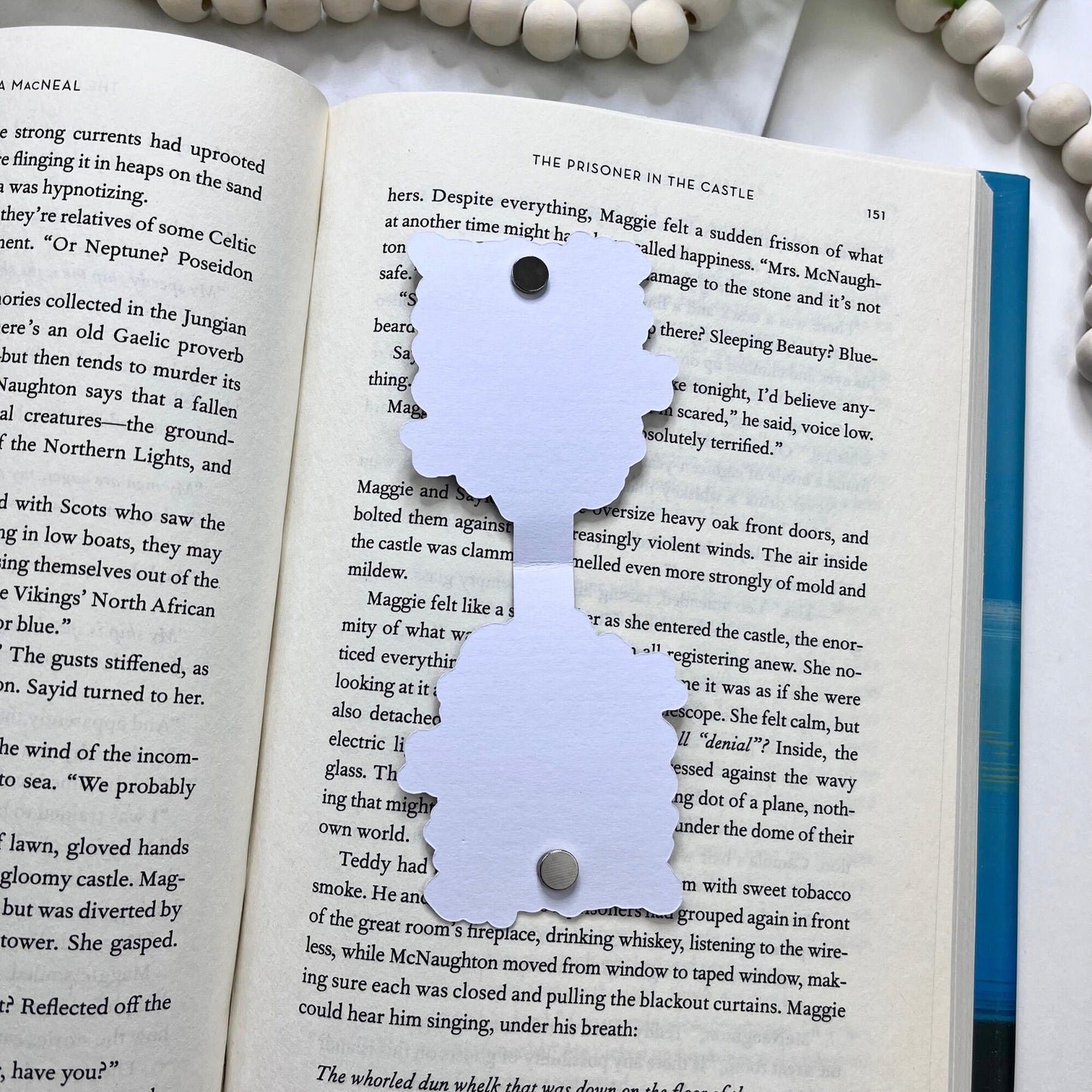 One More Chapter Magnetic Bookmark - The Glam Thangz