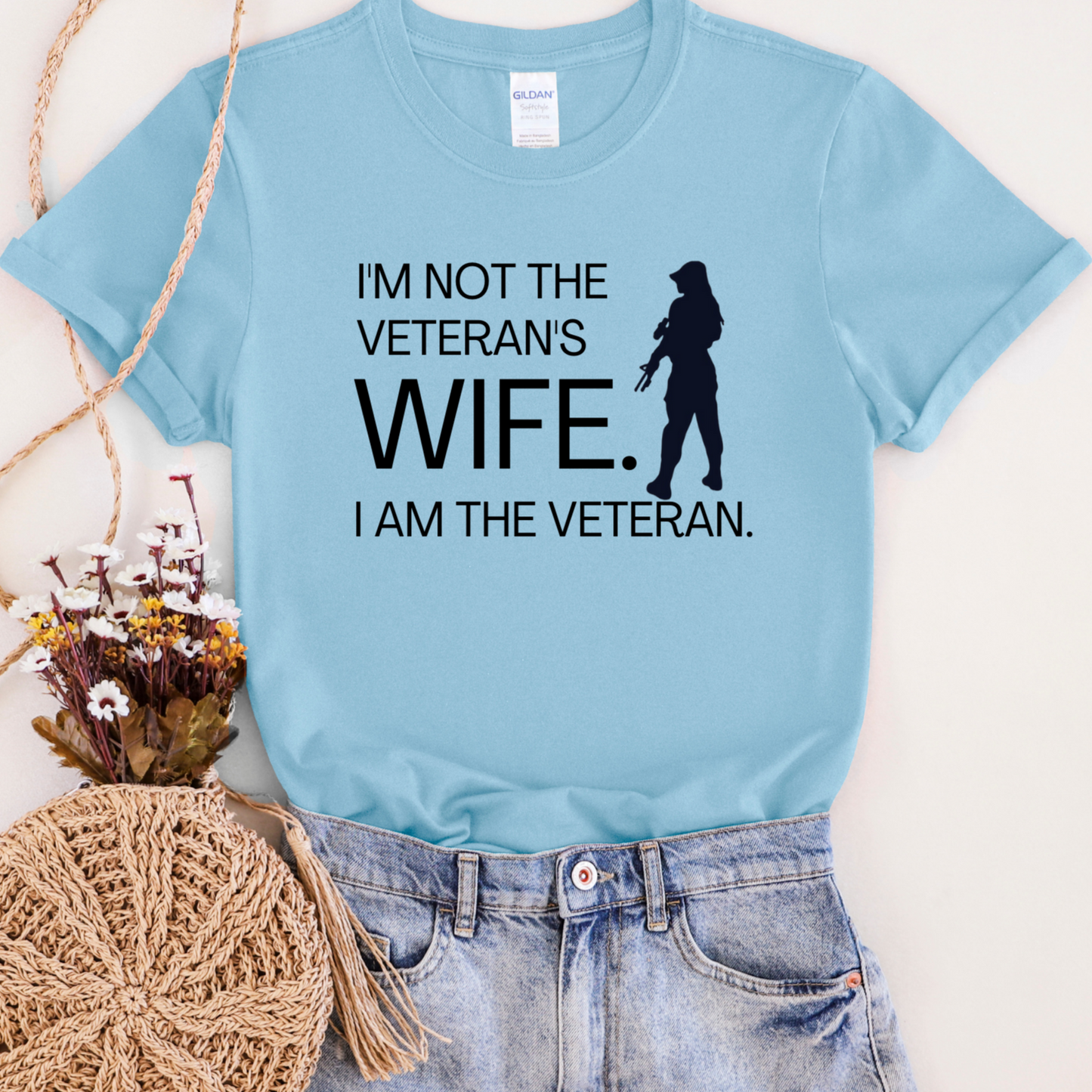 I'm not the veteran's wife. I am the veteran t-shirt for female veterans